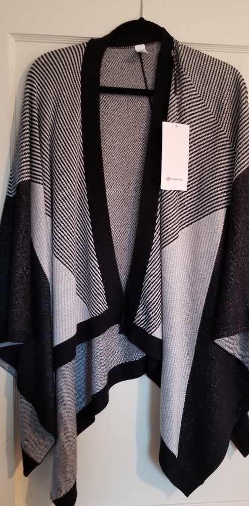 Lululemon Here For Serenity Wrap